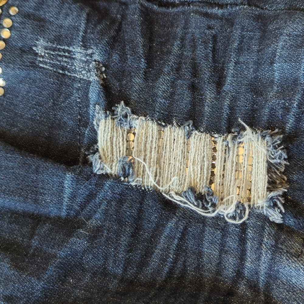 NWOT Rampage Rhinestone Jeans with Rips - Picture 4 of 8